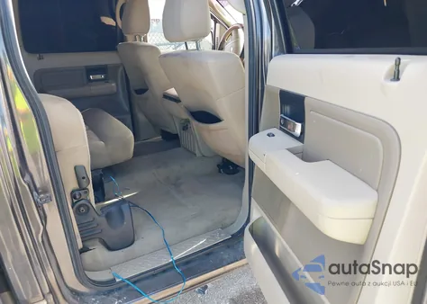 2006 Ford F-150 Xlt from USA, damaged, VIN 1FTRW12W56FB38751